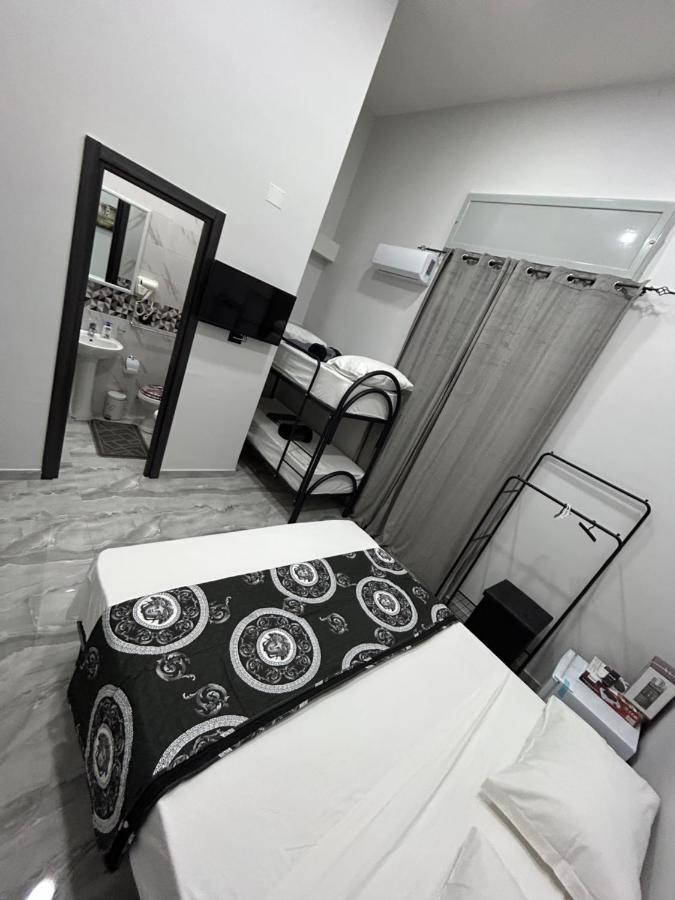 Foria House Valentino Apartment เนเปิลส์ ภายนอก รูปภาพ