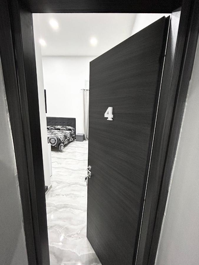 Foria House Valentino Apartment เนเปิลส์ ภายนอก รูปภาพ